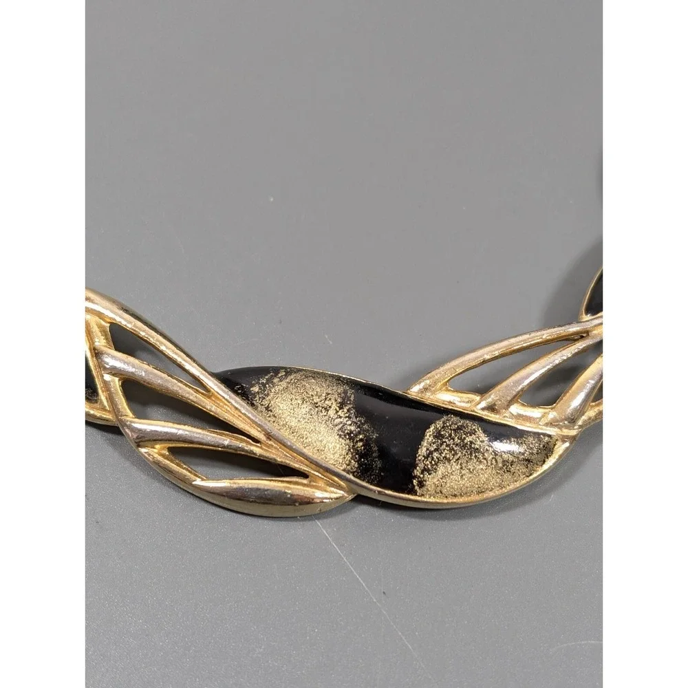 Vintage Gold Tone Omega Chain Necklace Black Enamel V Bar Statement 16" - Picture 3 of 11